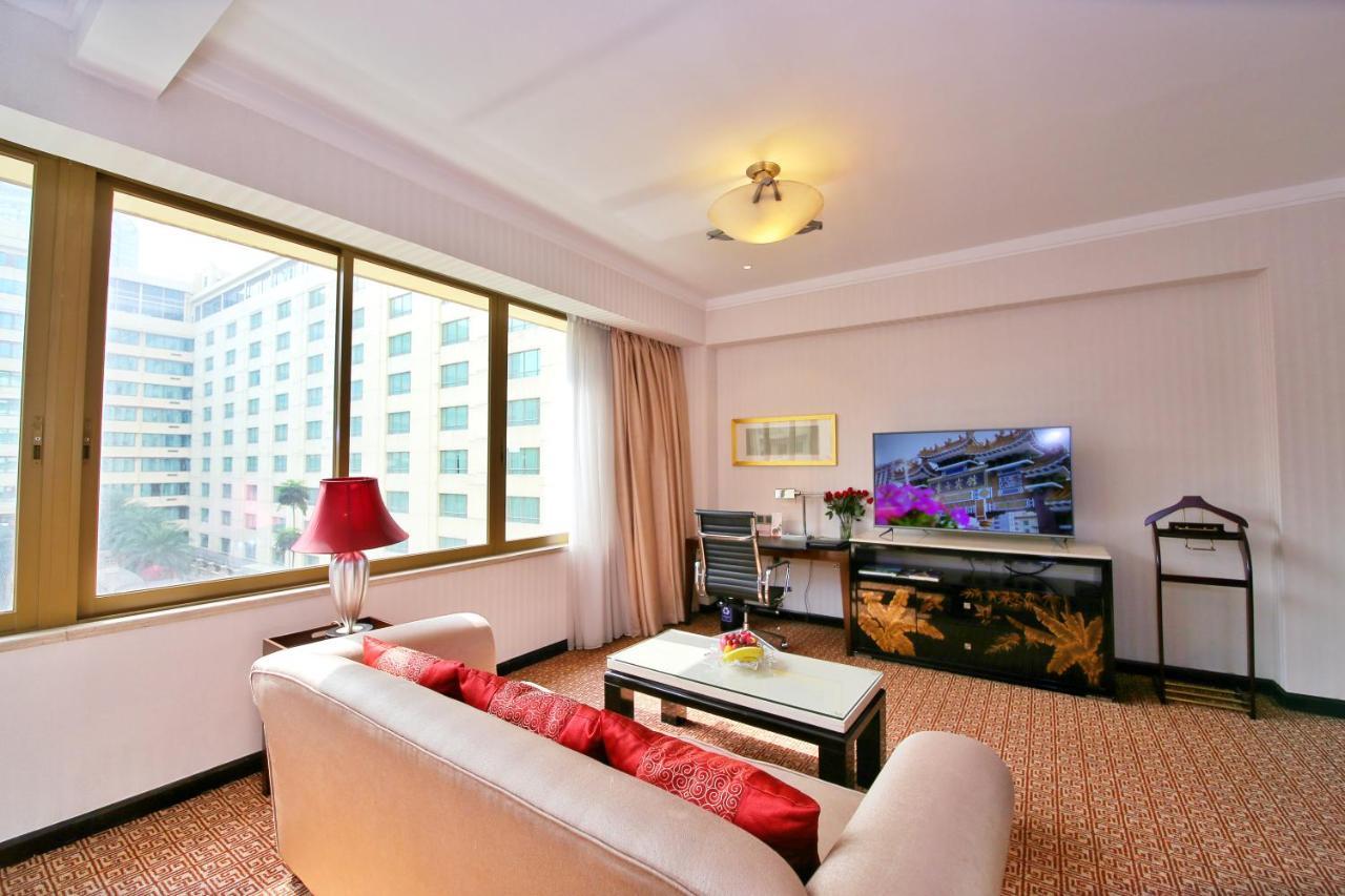 Quarto King Premier com Vista Jardim - Não Fumadores