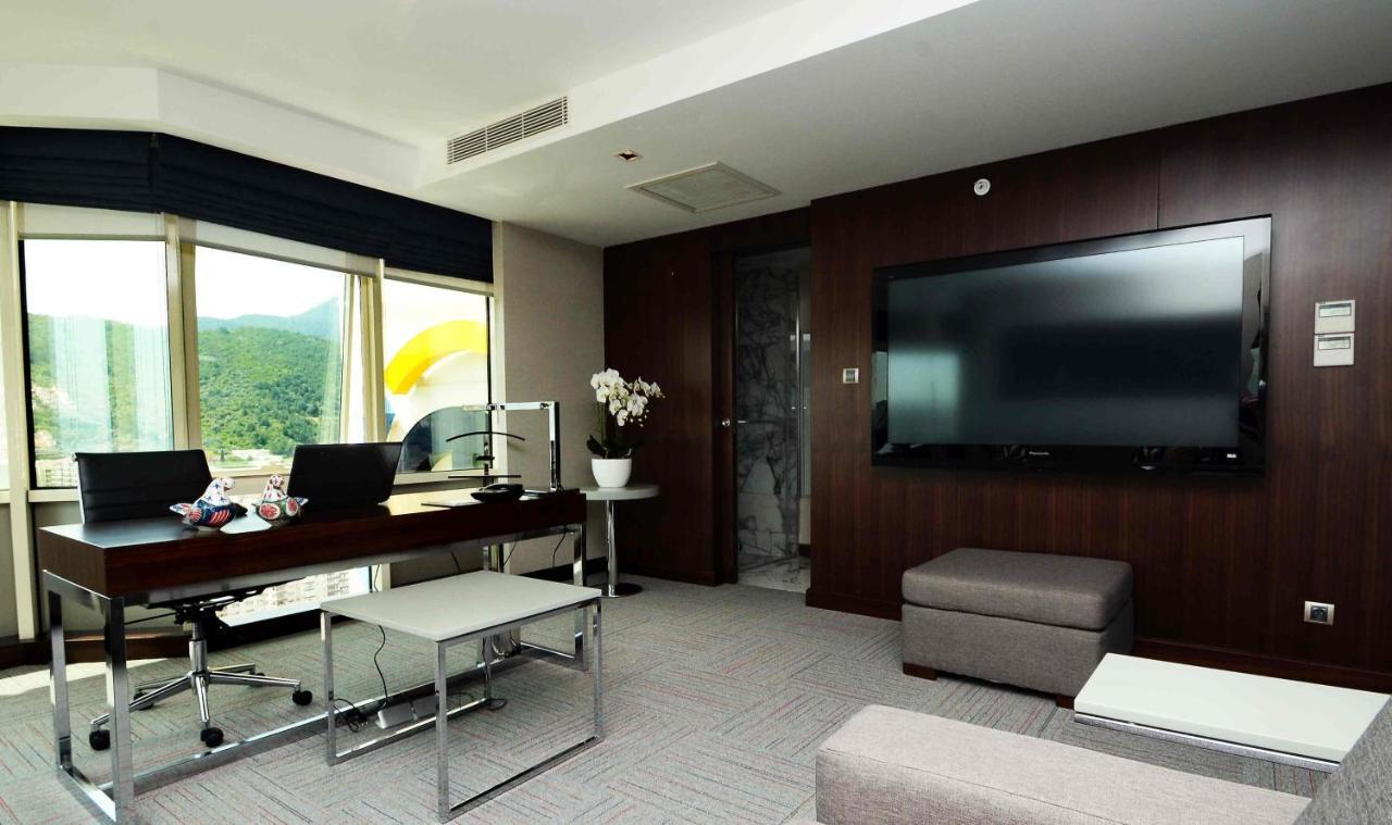 King Suite Room Seaview