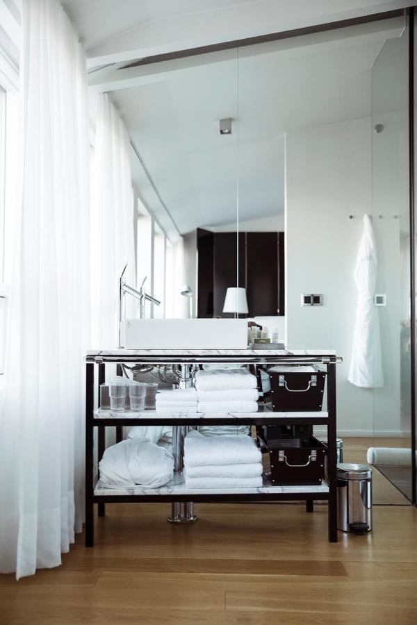 Quarto Duplo com Cama Queen-Size e Vista da Cidade