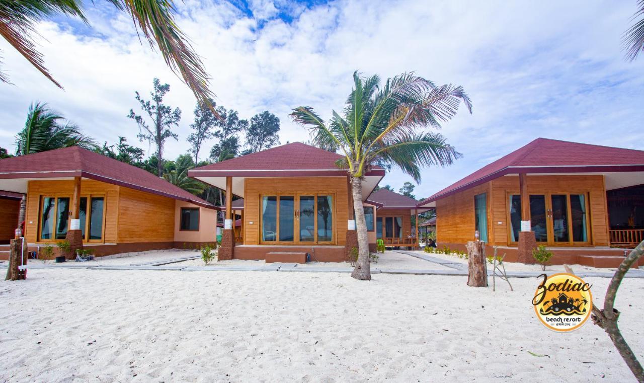 Deluxe Beach Front Zimmer