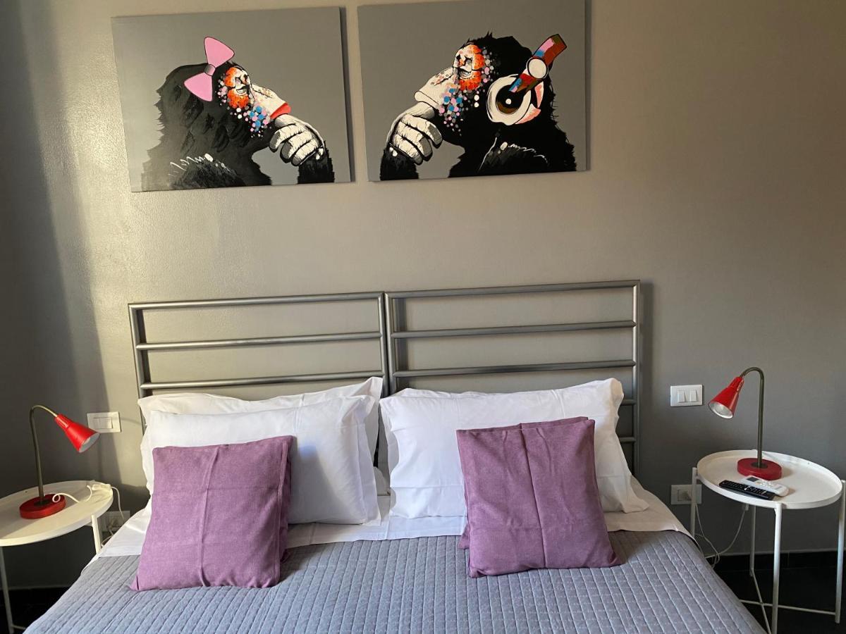 Double or Twin Room Bathroom
