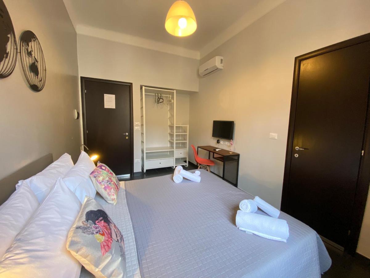 Double or Twin Room Bathroom