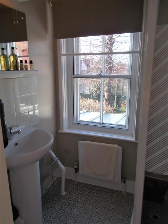 Family Room Bathroom,1729988294:JPEG