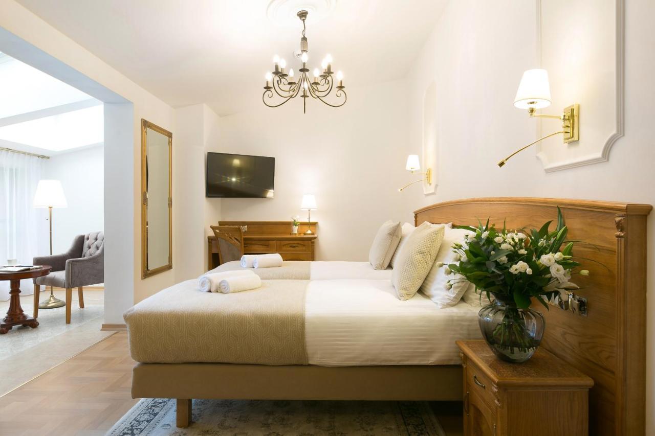 Superior Double or Twin Room Orangery