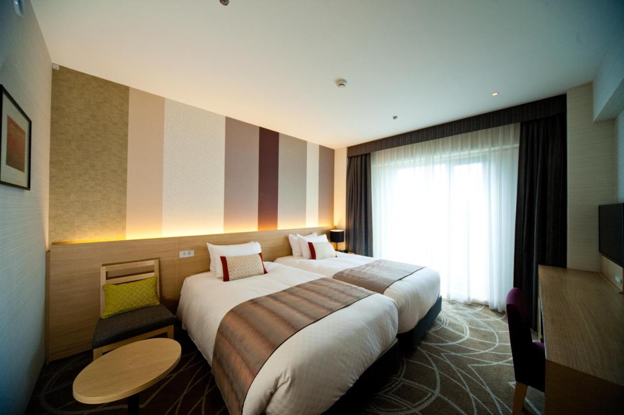 Standard Hollywood Twin Room Non-Smoking