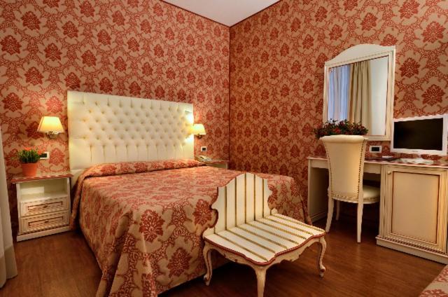 Basic Triple Room,1188061987:JPEG