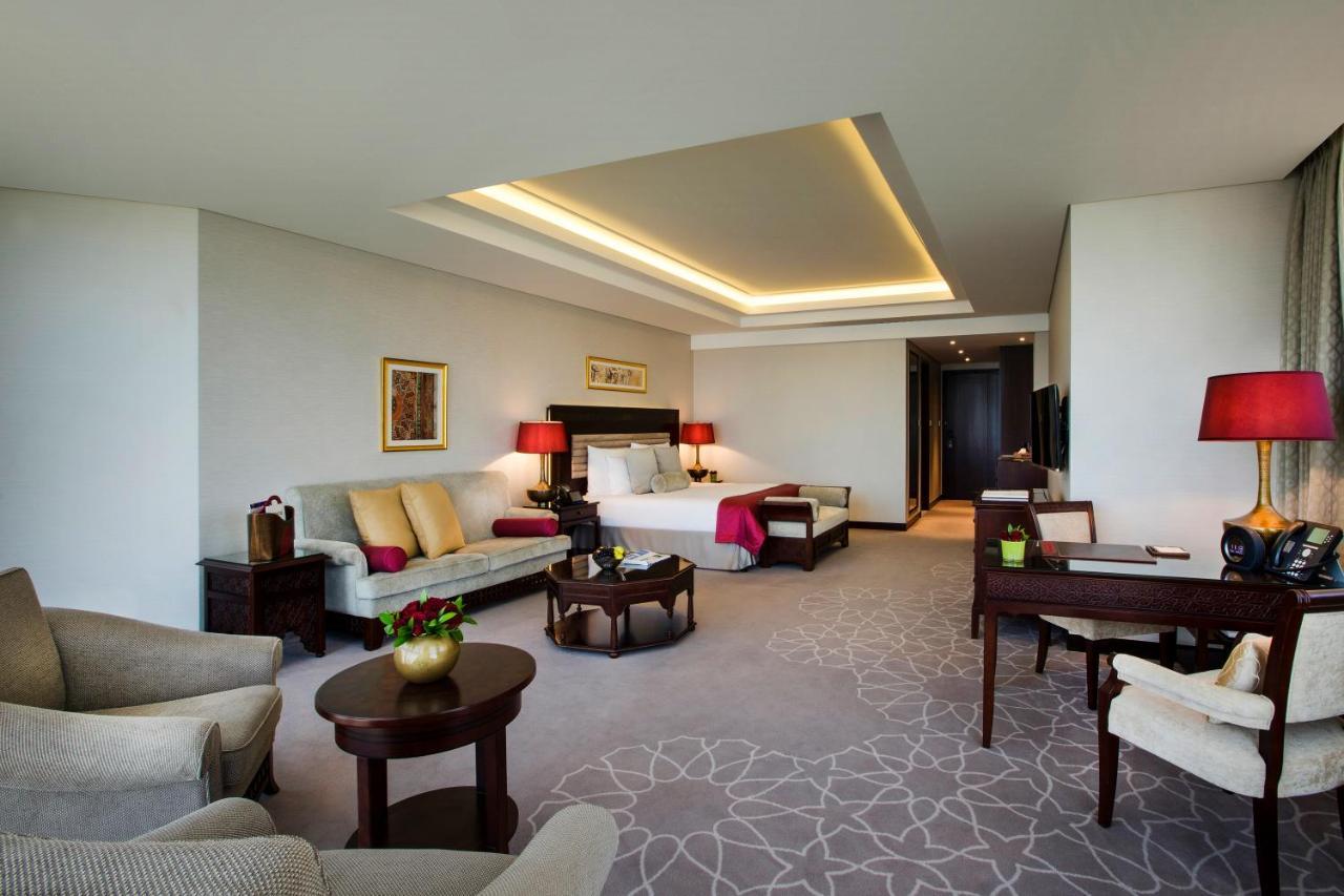Junior King Suite Palace View