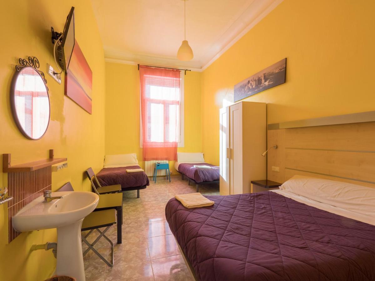 Quadruple Room with Shared Bathroom,967091335:JPEG