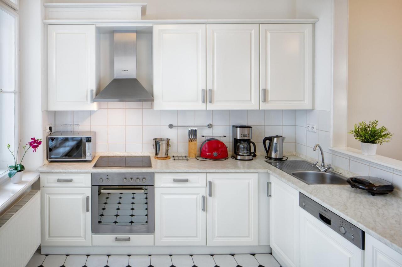 Two Room Apartment