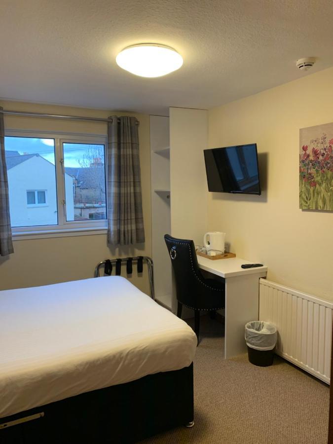 Deluxe Single Room