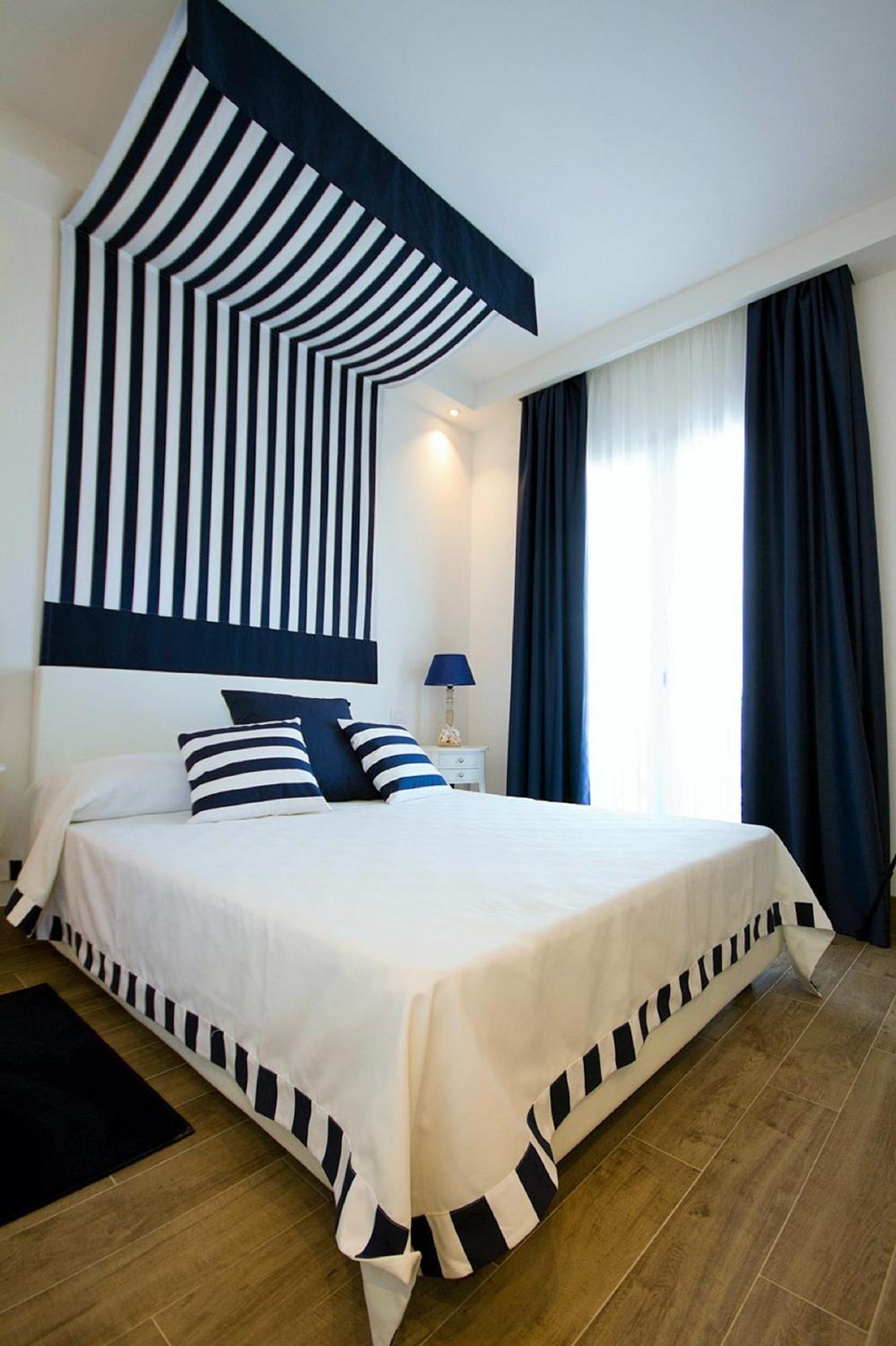 Double or Twin Room Garden View