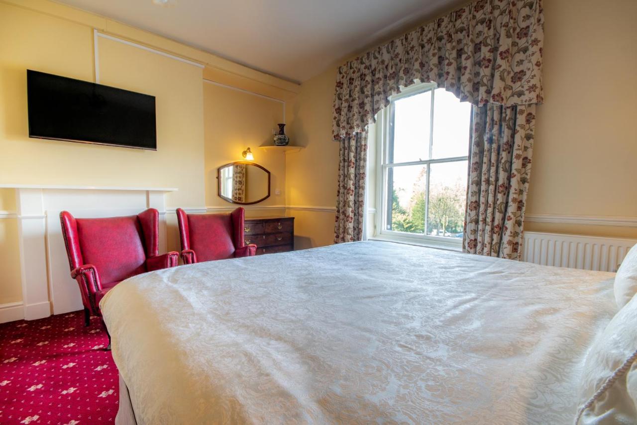 Double or Twin Room Lake View Second Floor