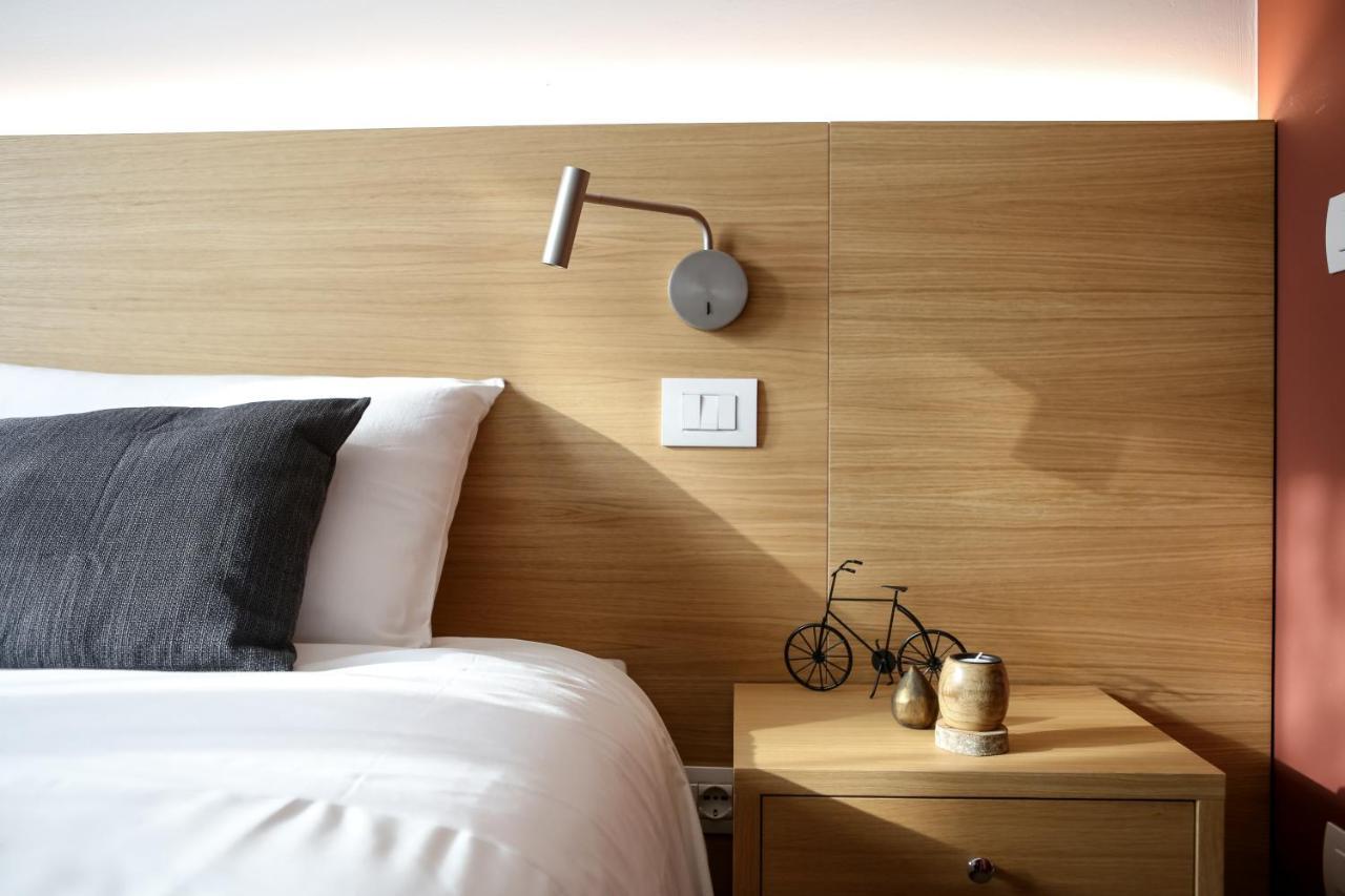 Double or Twin Room Private Bathroom