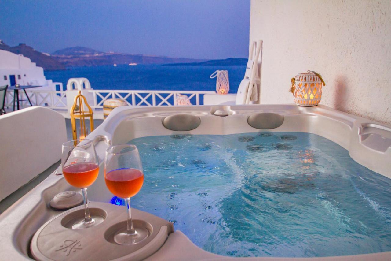 Premium Cave Suite Hot Tub & Caldera View