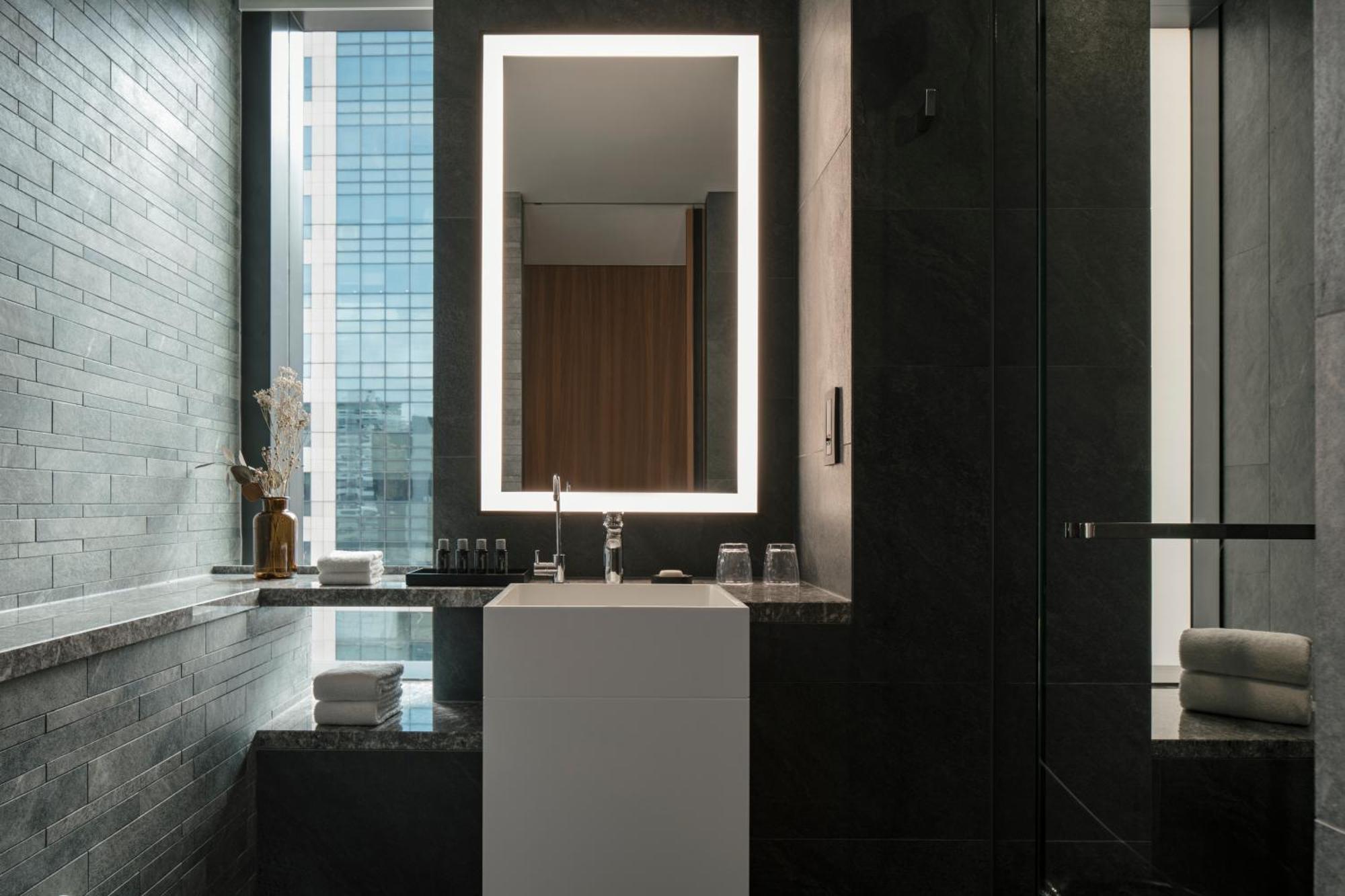 Premier Single Room
