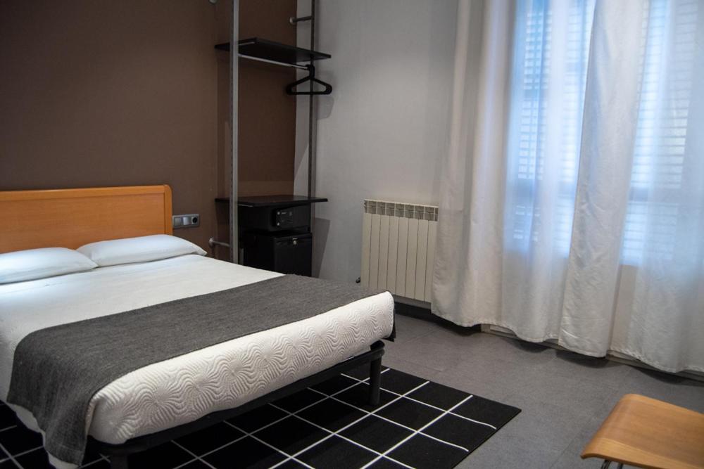 Double Room,978752614:JPEG