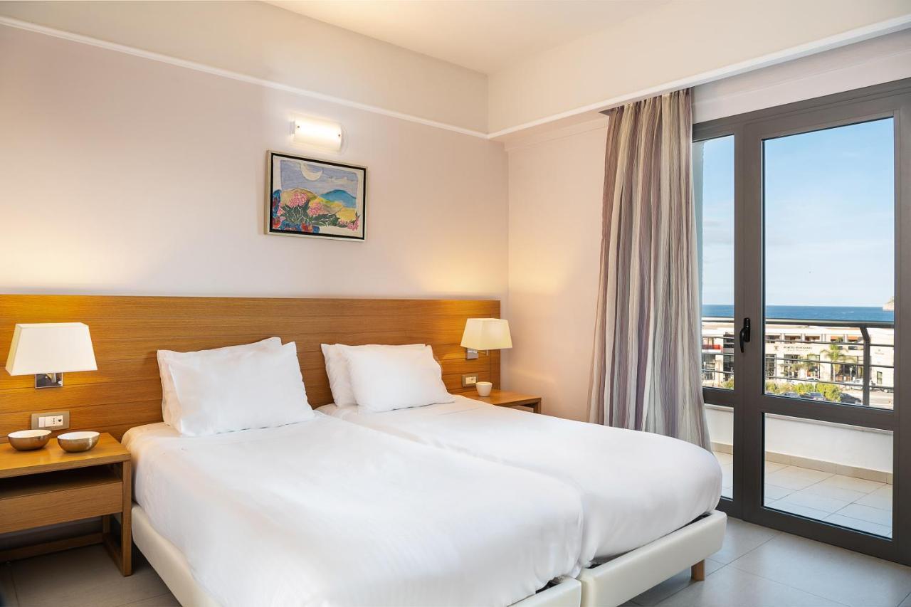 Double Room Pool or Garden View