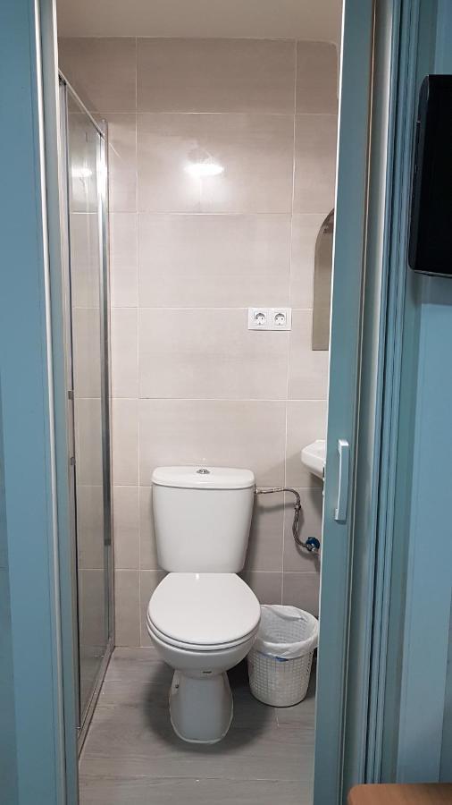 Double Room Private Bathroom