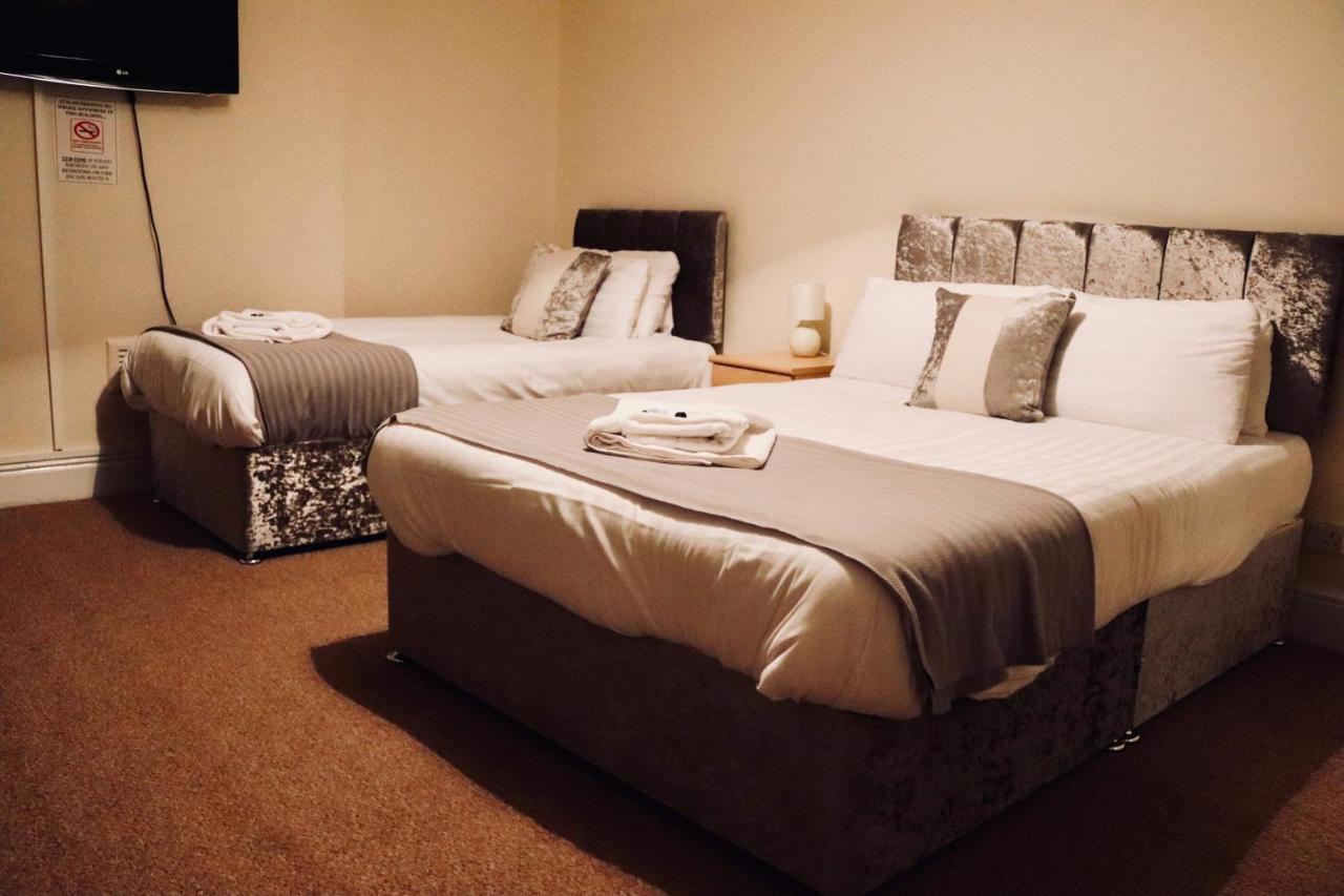 Large Twin Room