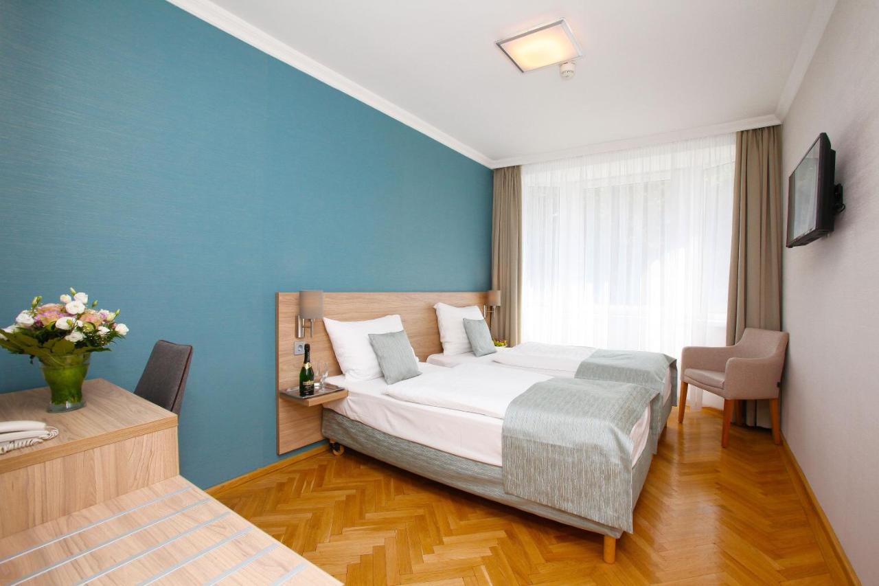 Comfort Double or Twin Room