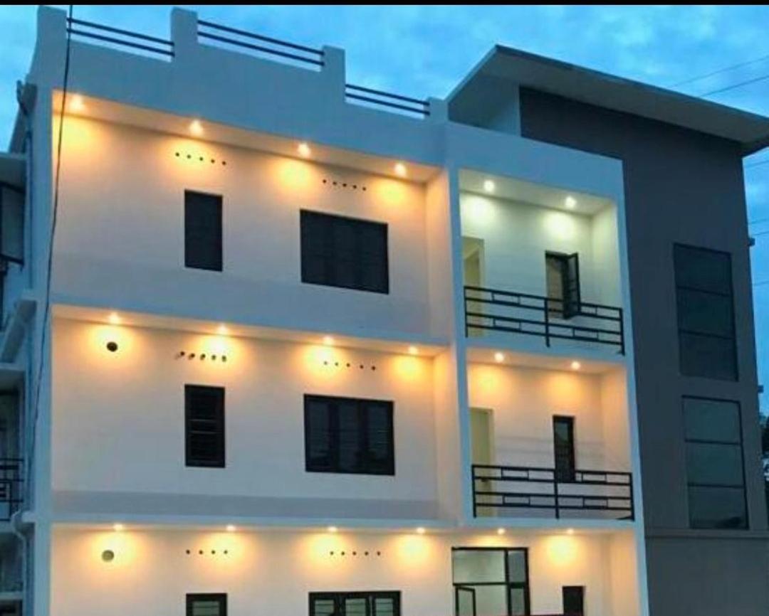 One-Bedroom Apartment,977845213:JPEG