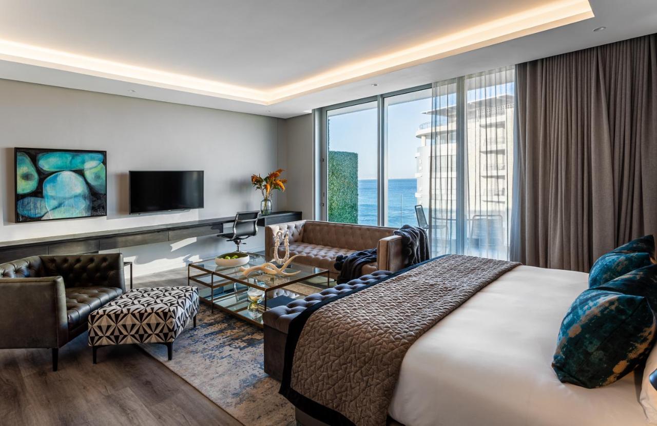 Signature Suite