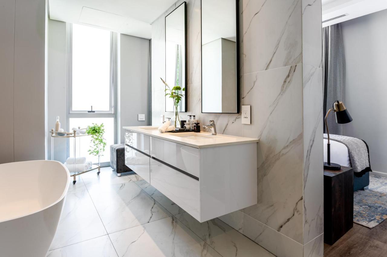 Signature Suite