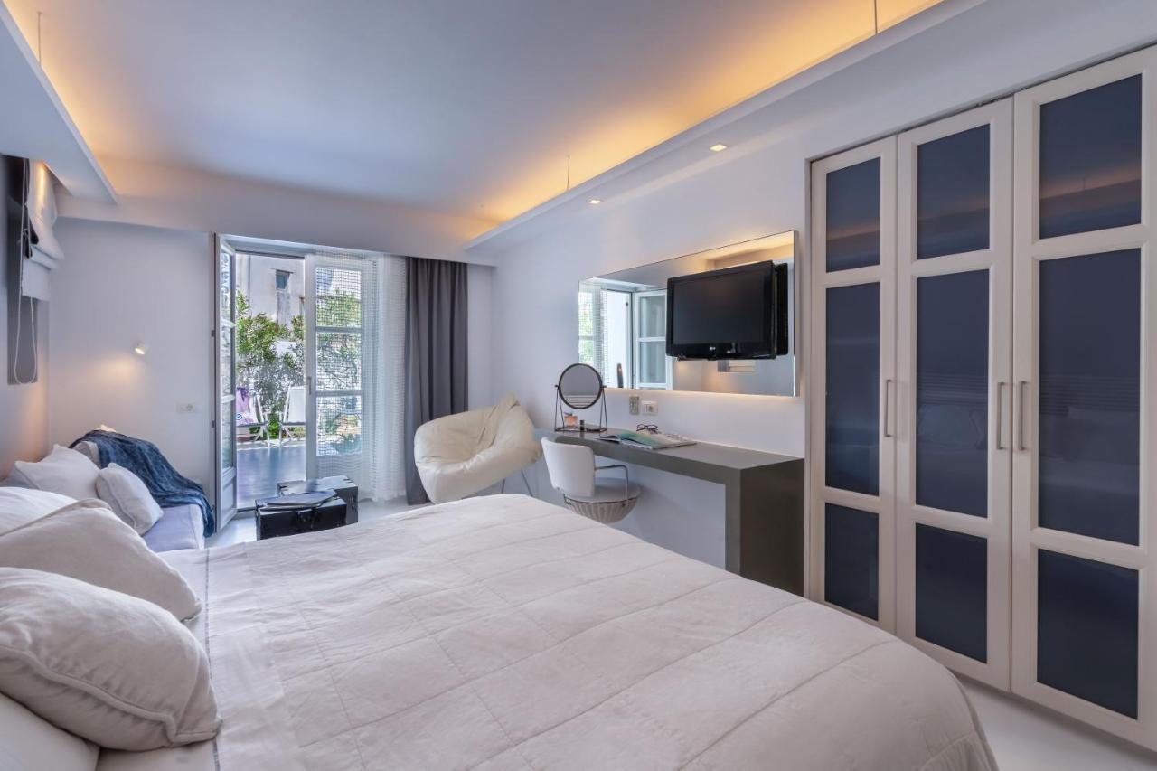 Quarto Duplo Superior com Vista do Jardim