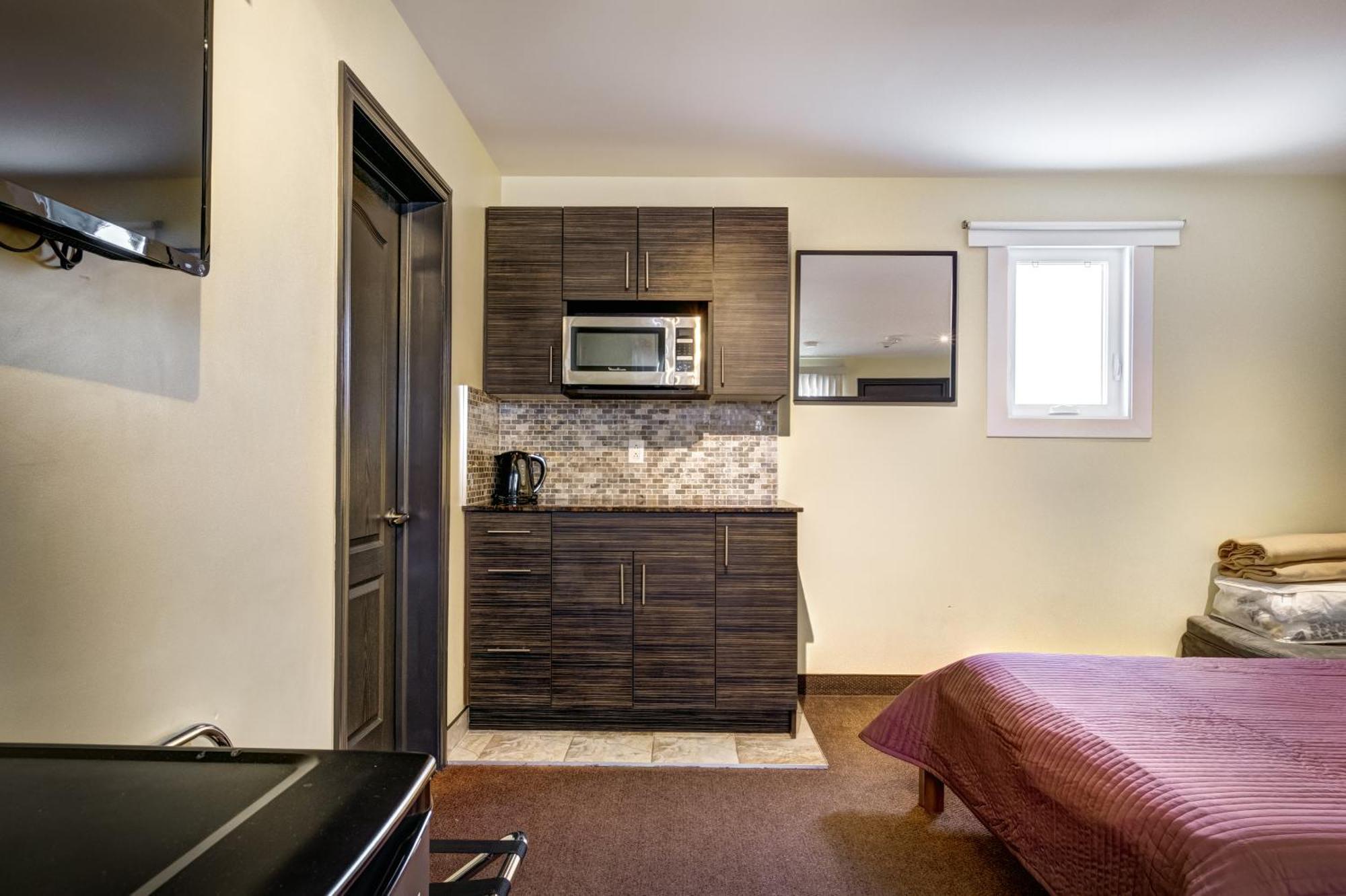 Double Room Two Double Beds