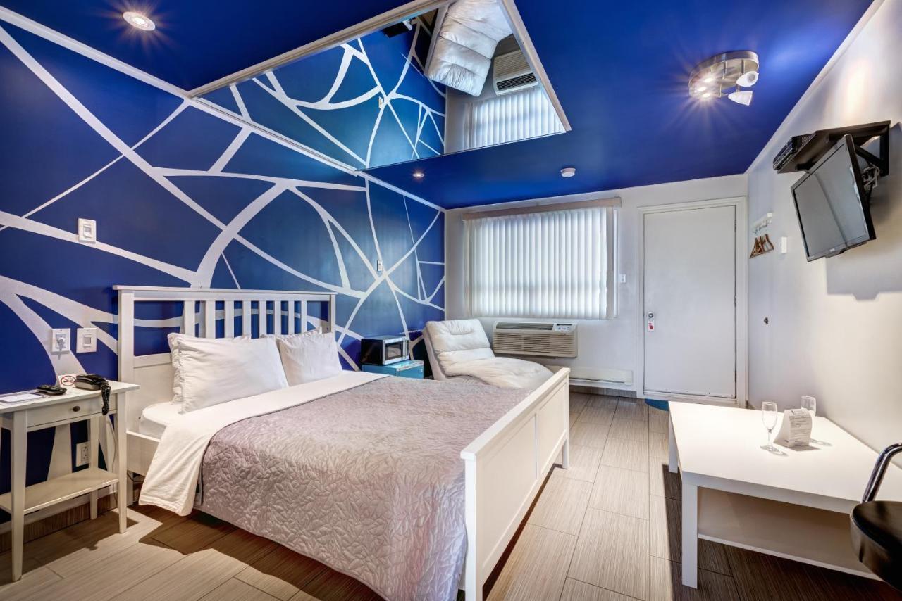 Queen Room Spa Bath