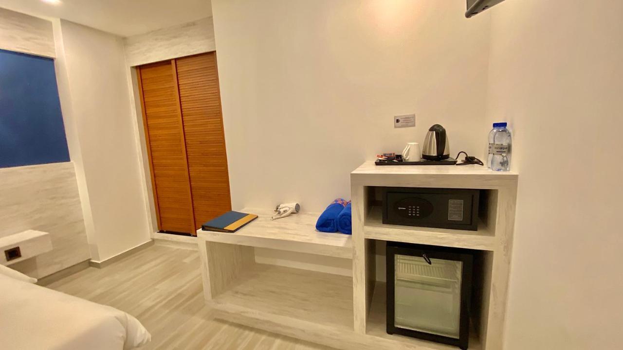 Quarto Standard com Cama de Casal (Sem Acesso à Janela)