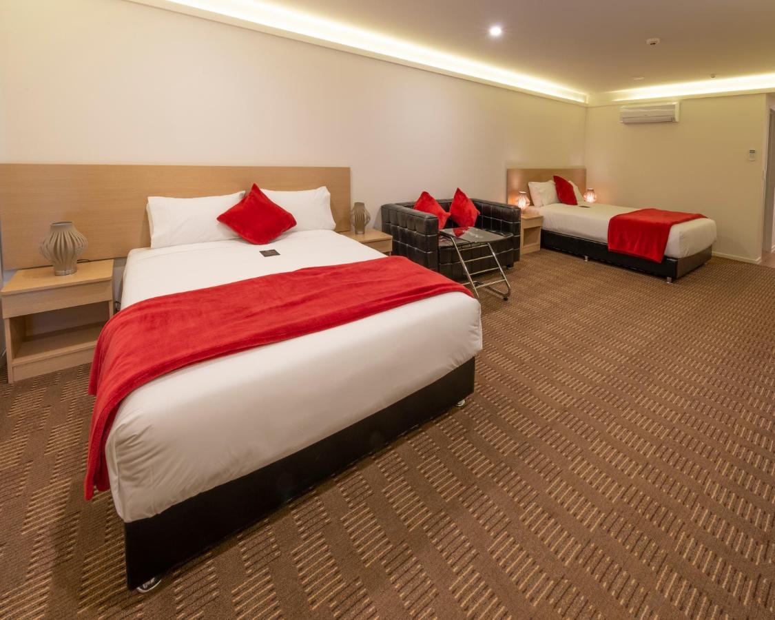 Accessible Two Queen Bed Apartment