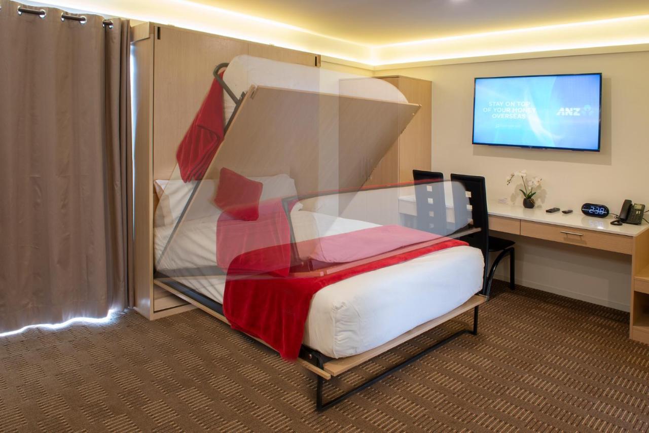 One Bedroom Apartment