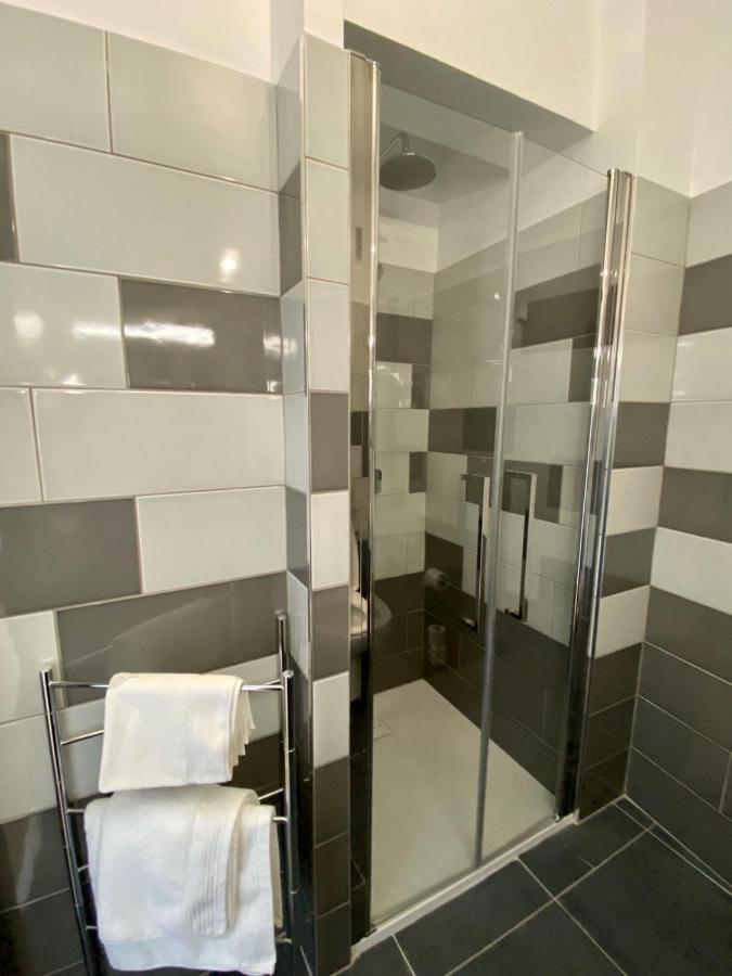 Budget Single Room