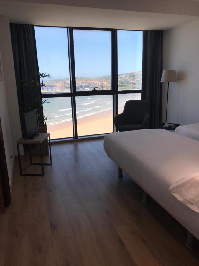 Camera Familiare con Vista Mare