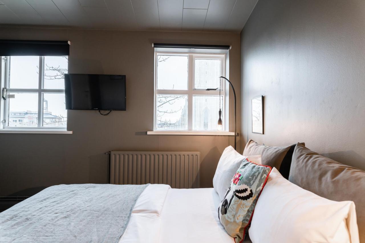 Doppelzimmer mit Blick auf die Kirche