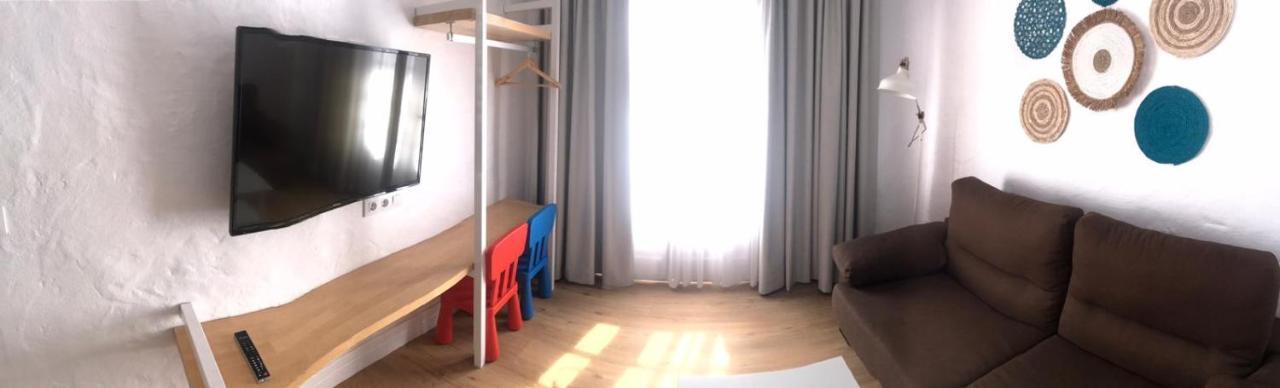 Studio Familial