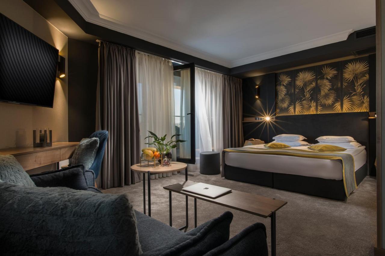 Terrace Suite