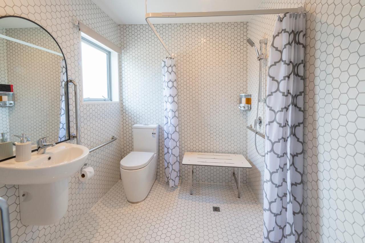 Accessible Two Queen Bed Apartment