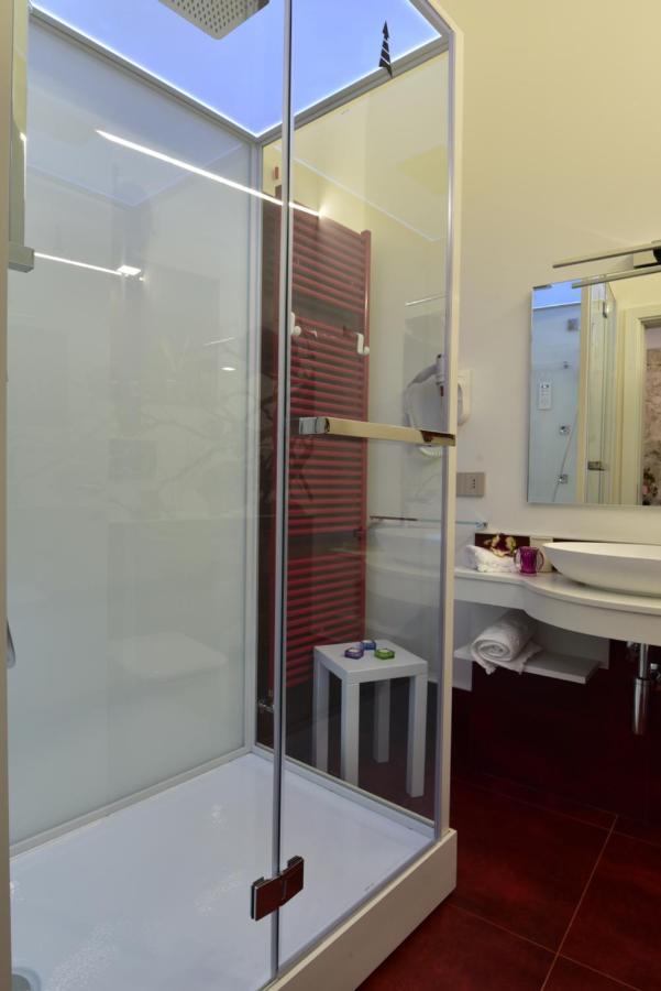 Queen Suite