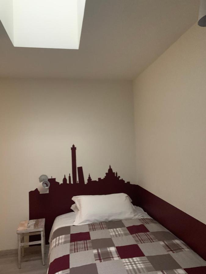 Single Room Private Bathroom