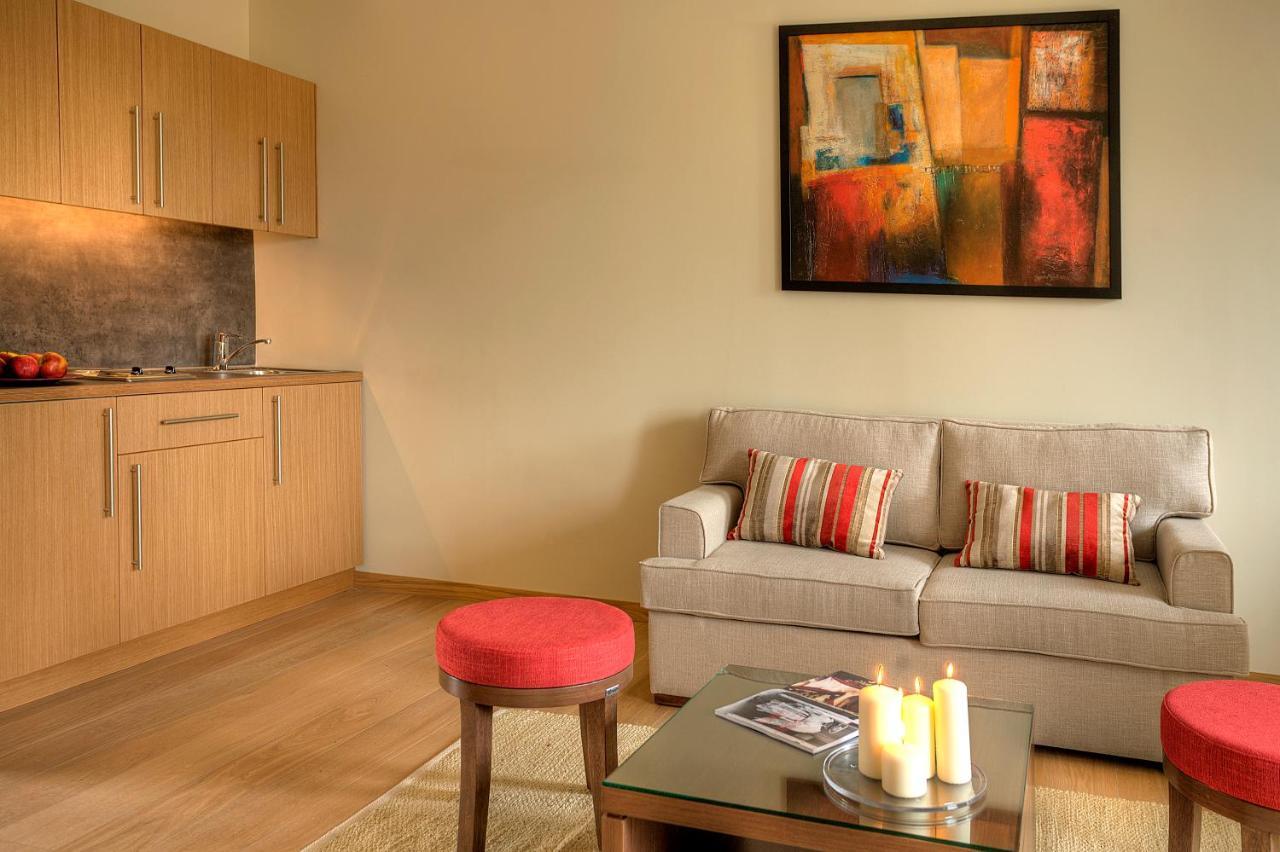 One-Bedroom Suite