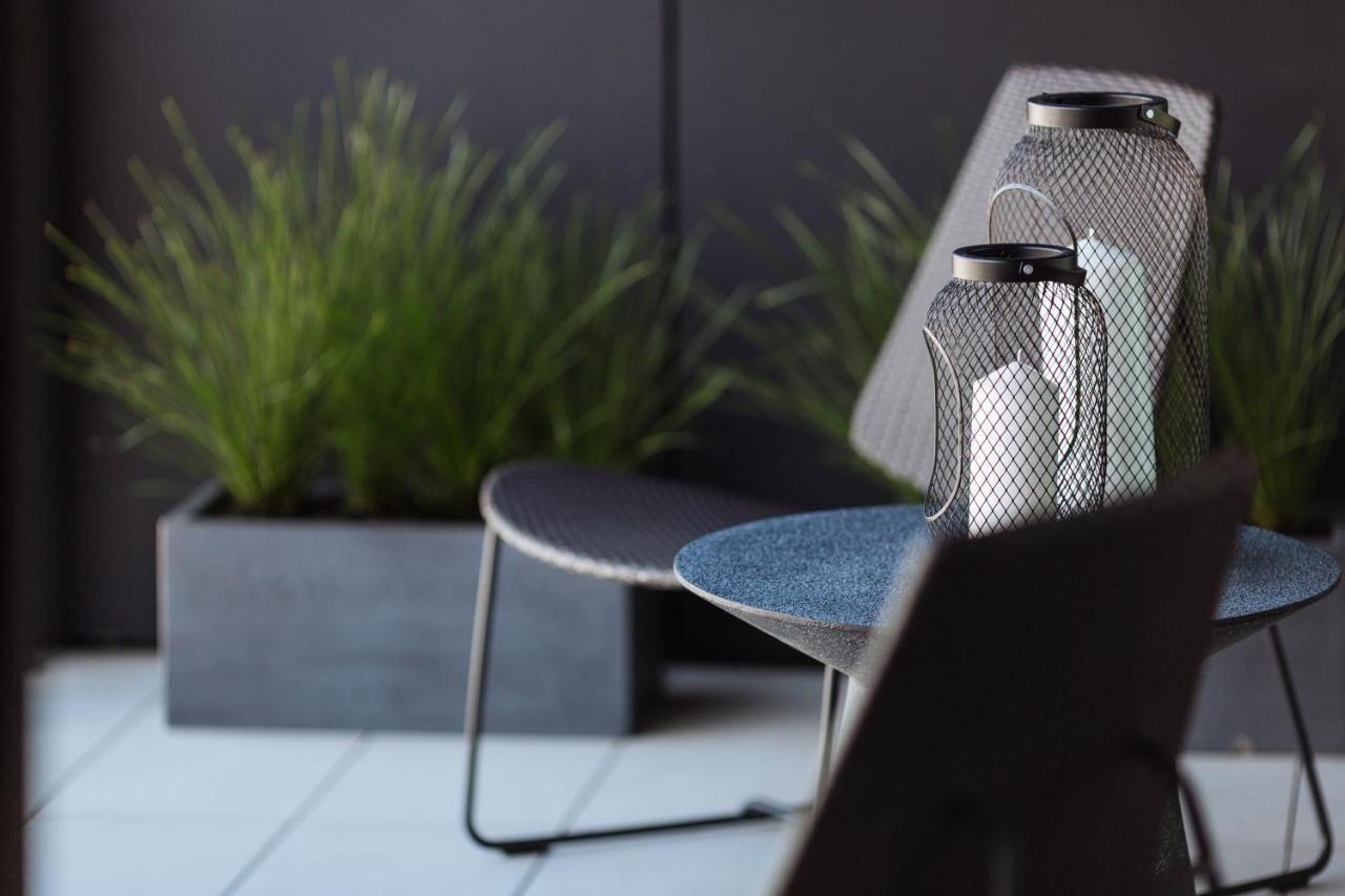Studio Apartment with Balcony