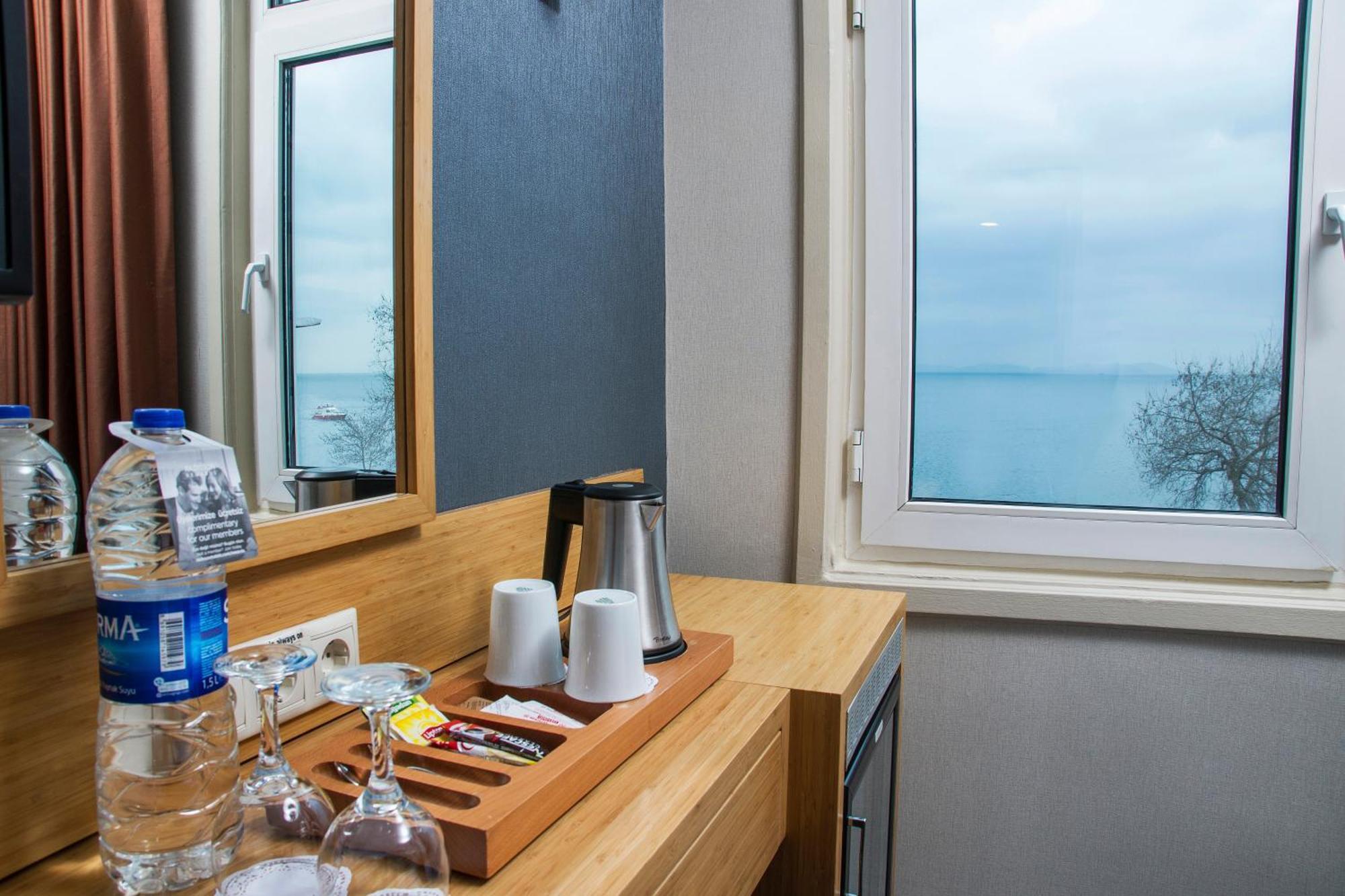 Standard Room Sea View Non-Smoking,989799811:JPEG