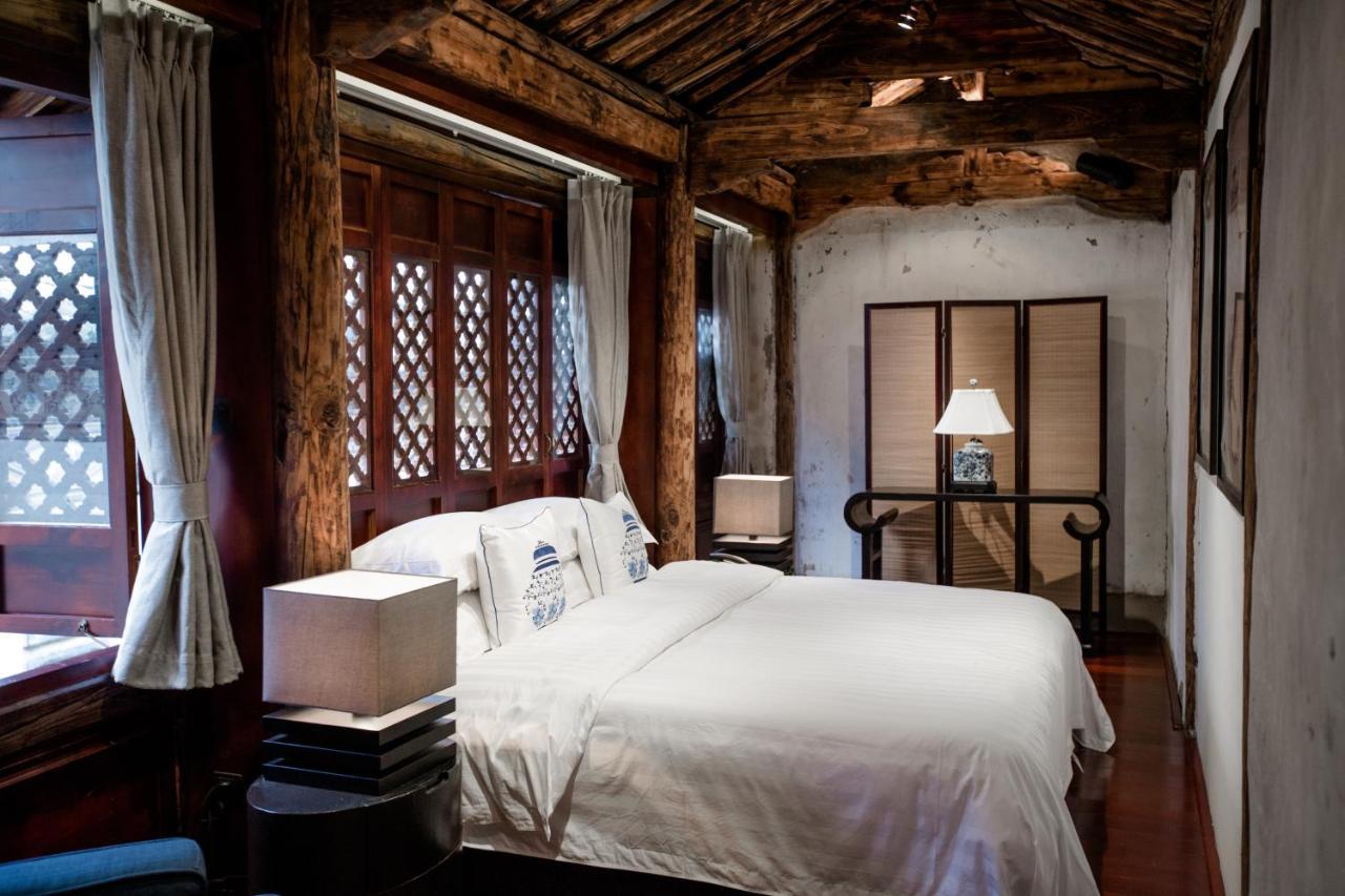 Deluxe Family Suite