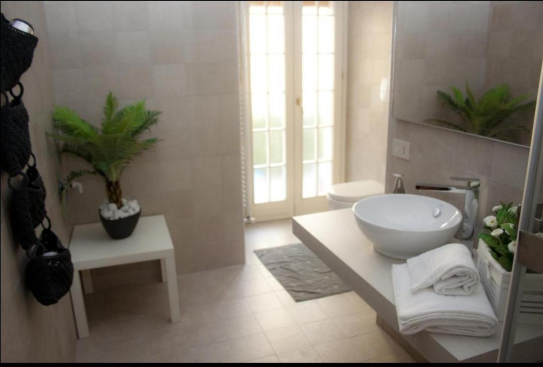 Comfort Double Room Private External Bathroom