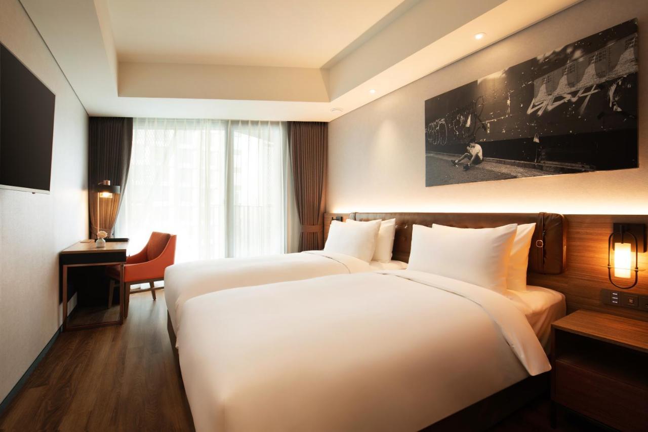 Superior Deluxe Twin Room Balcony