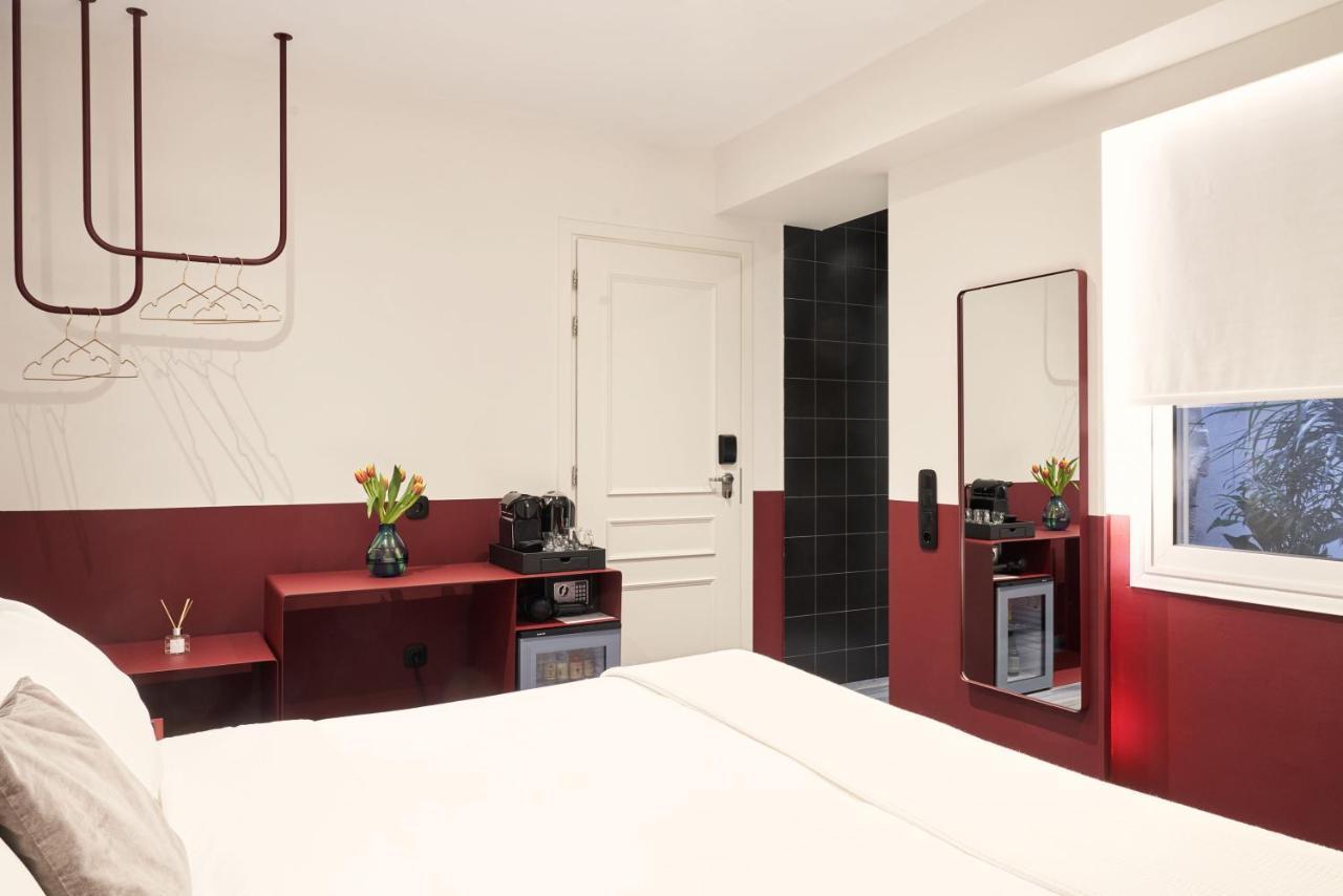 Compact Twin Room