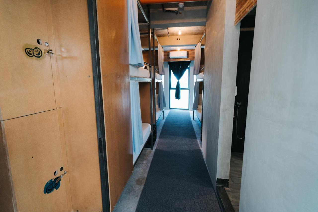 Bed 6-Bed Mixed Dormitory Room