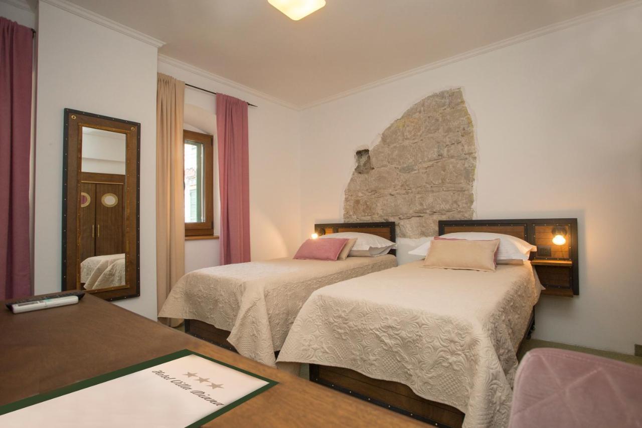 Double or Twin Room,996755899:JPEG